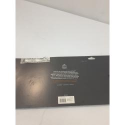 Hearth & Hand with Magnolia Welcome Home Sign