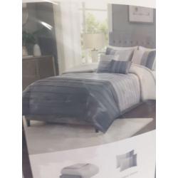 5pc Full/Queen Boston Pleated Colorblock Comforter Bedding Set - Gray (Please be advised that sets may be missing pieces or otherwise incomplete.)