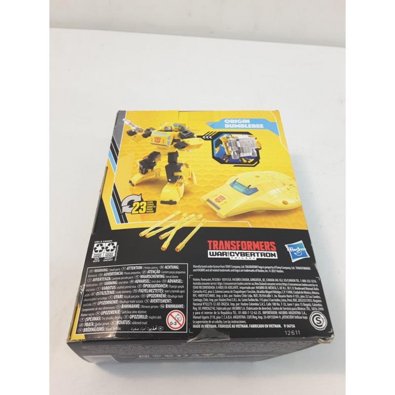 Transformers Buzzworthy Bumblebee War for Cybertron Deluxe Origin Bumblebee
