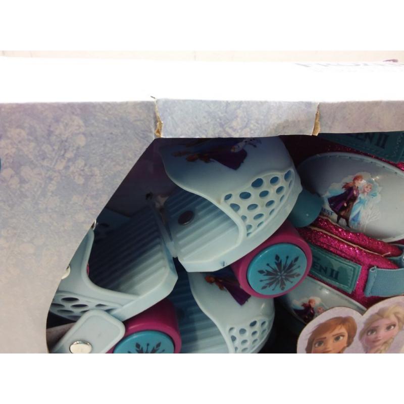 Disney Frozen 2 Kids' Roller Skate with Knee and Elbow Pads