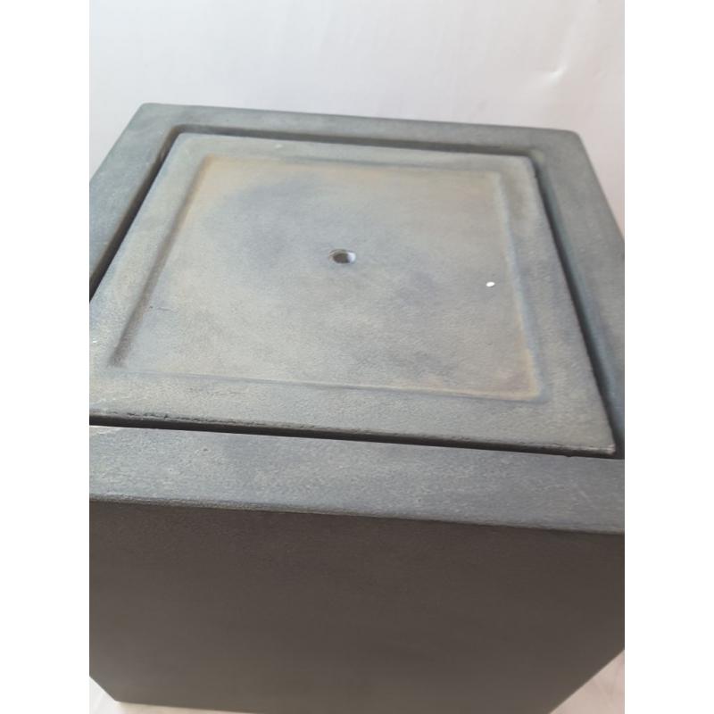 15.75 Square Fountain Gray - Smith & Hawken