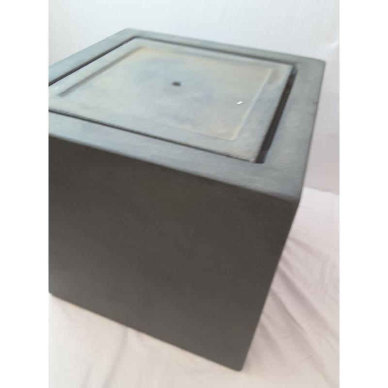 15.75 Square Fountain Gray - Smith & Hawken