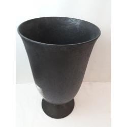 23 Recycled Urn Planter Black - Smith & Hawken