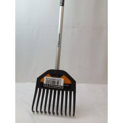 Fiskars 66 Shrub Rake