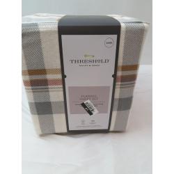 Queen Fall Flannel Patterned Sheet Set Plaid - Threshold (Please be advised that sets may be missing pieces or otherwise incomplete.)