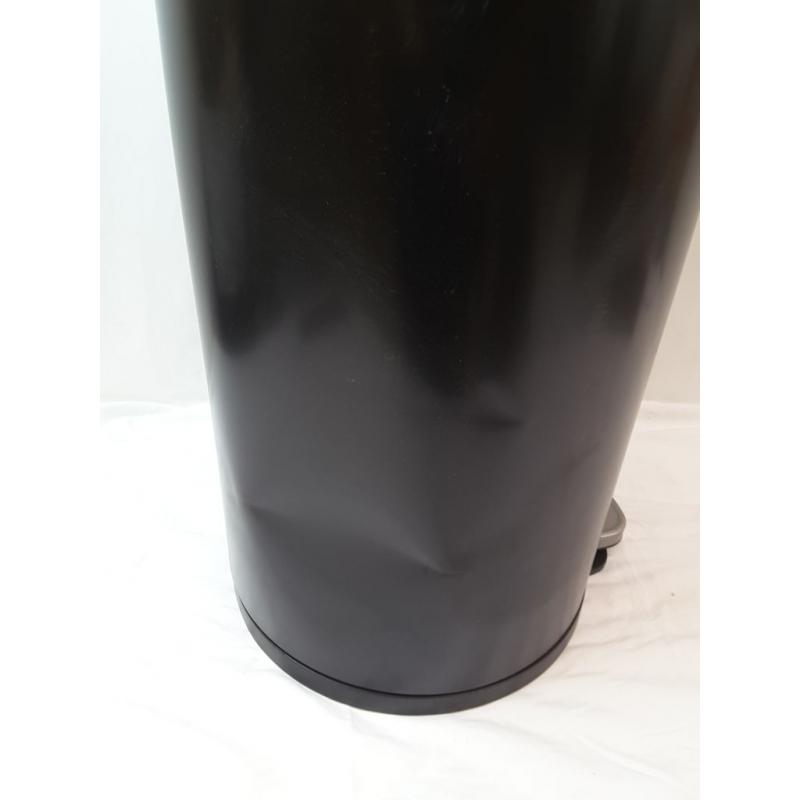 30L Round Step Trash Can Black - Brightroom