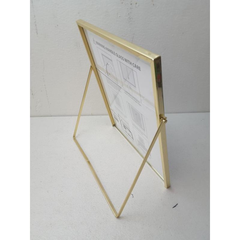 9.625 x 11.25 Float to 8 x 10 Linear Metal Easel Single Image Frame Brass