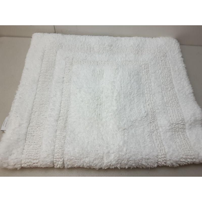 Performance Cotton Reversible Bath Rug White 20' x 34- Threshold