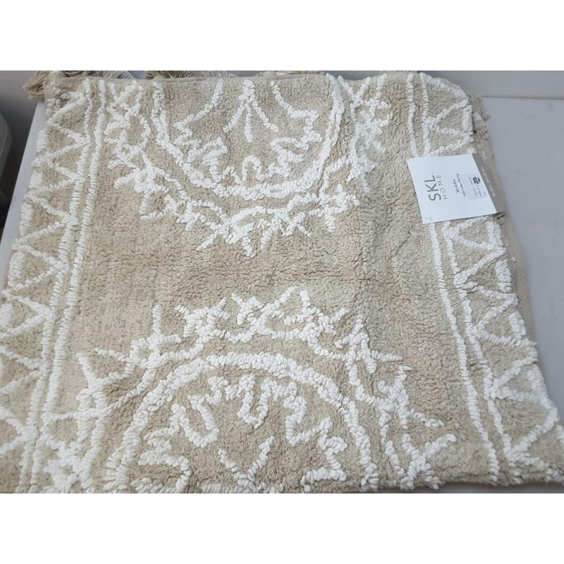 24 x 40 Medallia Bath Rug Natural - Saturday Knight Ltd.