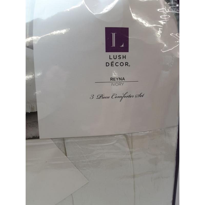 3pc Full/Queen Reyna Comforter Set Ivory - Lush Decor