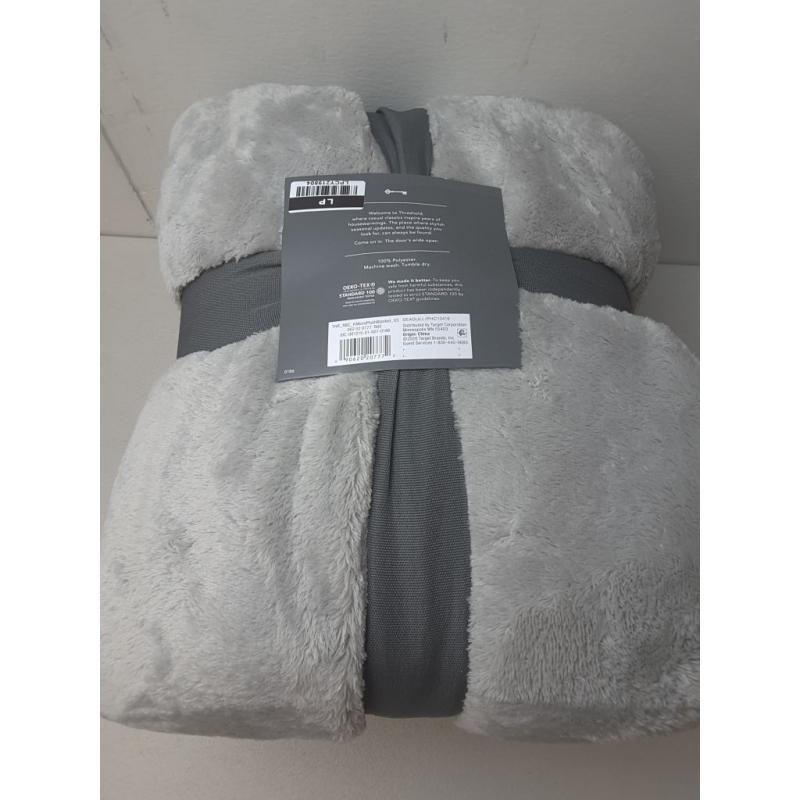 King Microplush Bed Blanket Gray - Threshold