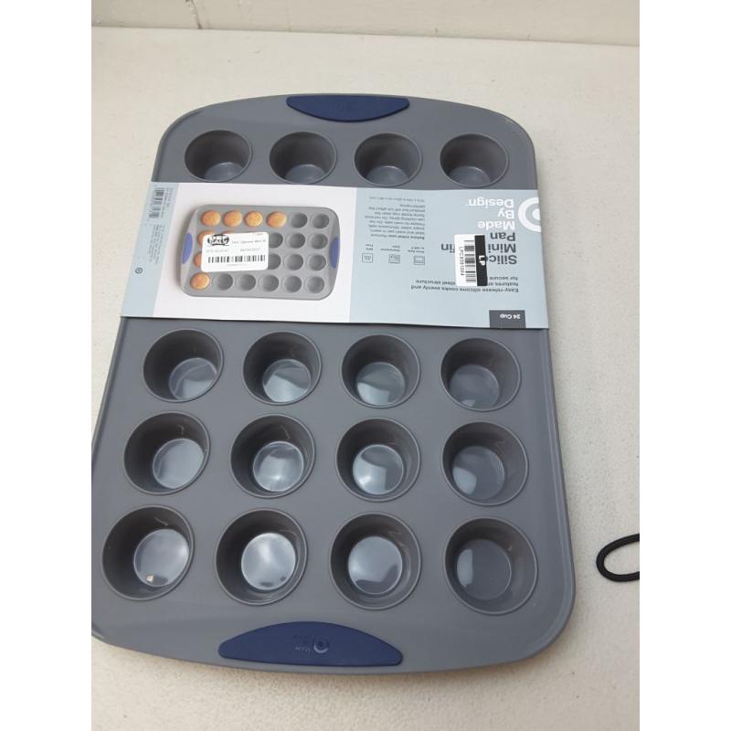 24ct Silicone Mini Muffin Pan - Made By Design
