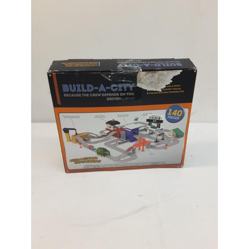 Driven – Truck Playset with Fire Station – Build-A-City - 140pc