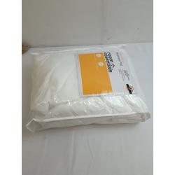 Room Essentials Machine Washable Quilted Mattress Pad Queen