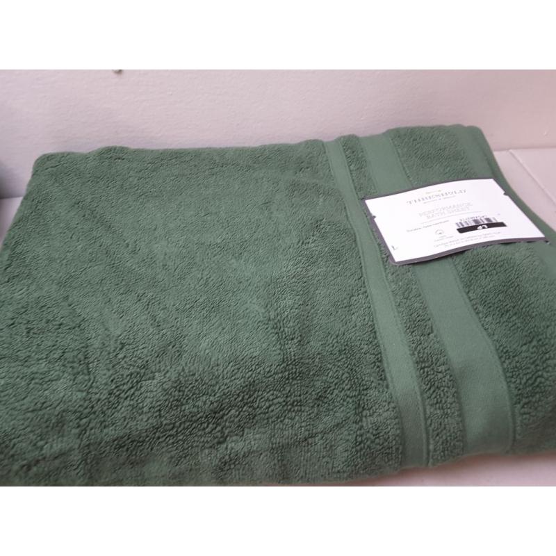 Performance Bath Sheet Dark Green - Threshold™