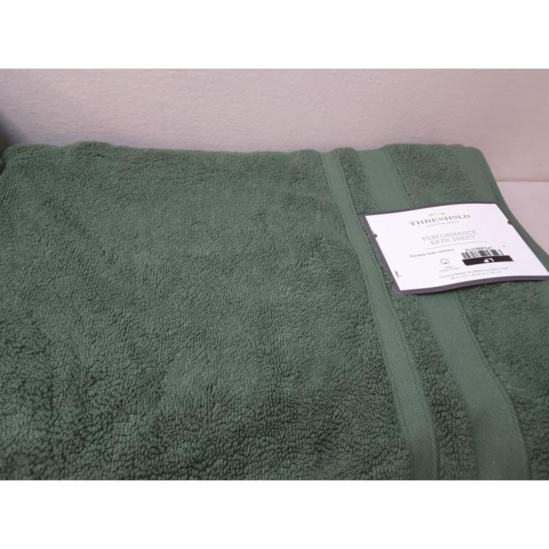 Performance Bath Sheet Dark Green - Threshold™