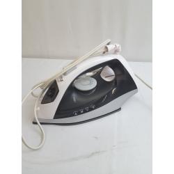 Sunbeam 1200W Classic Iron with Precision Tip and Anti-Calc Technology