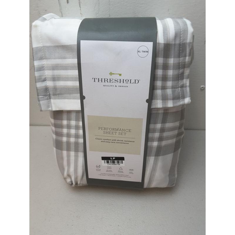 Twin/Twin XL Printed Pattern Performance Sheet Set Gray Plaid - Threshold