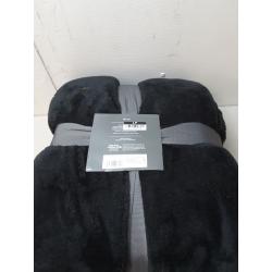King Microplush Bed Blanket Black - Threshold™