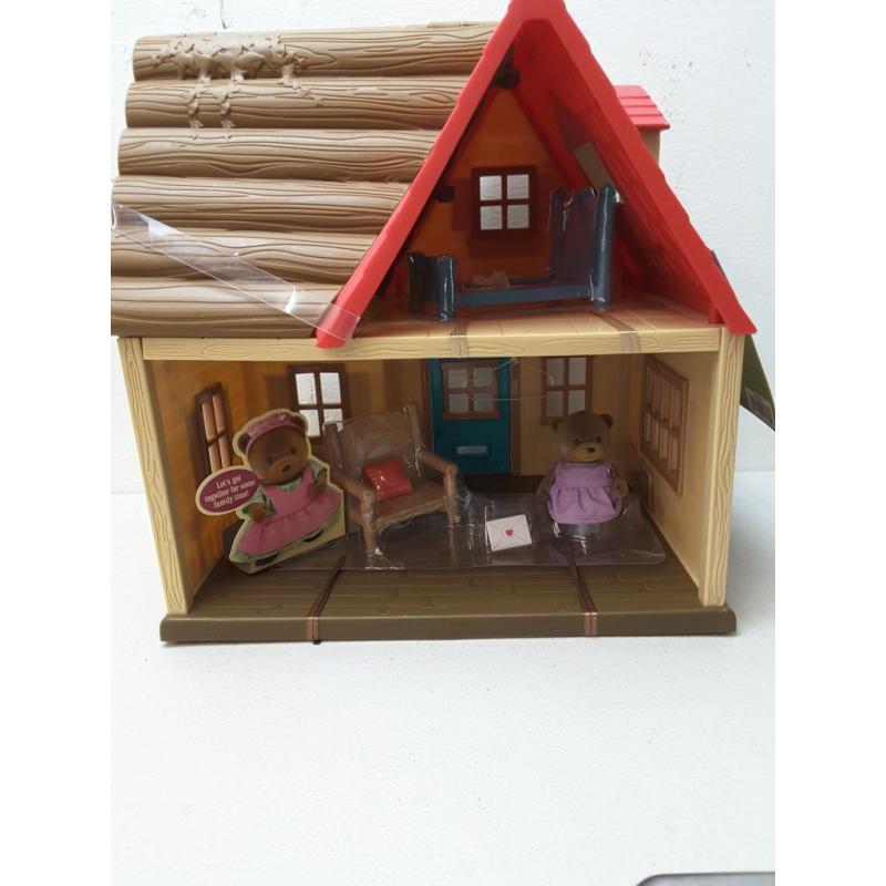 Li'l Woodzeez Country House – 8pc Toy House Playset