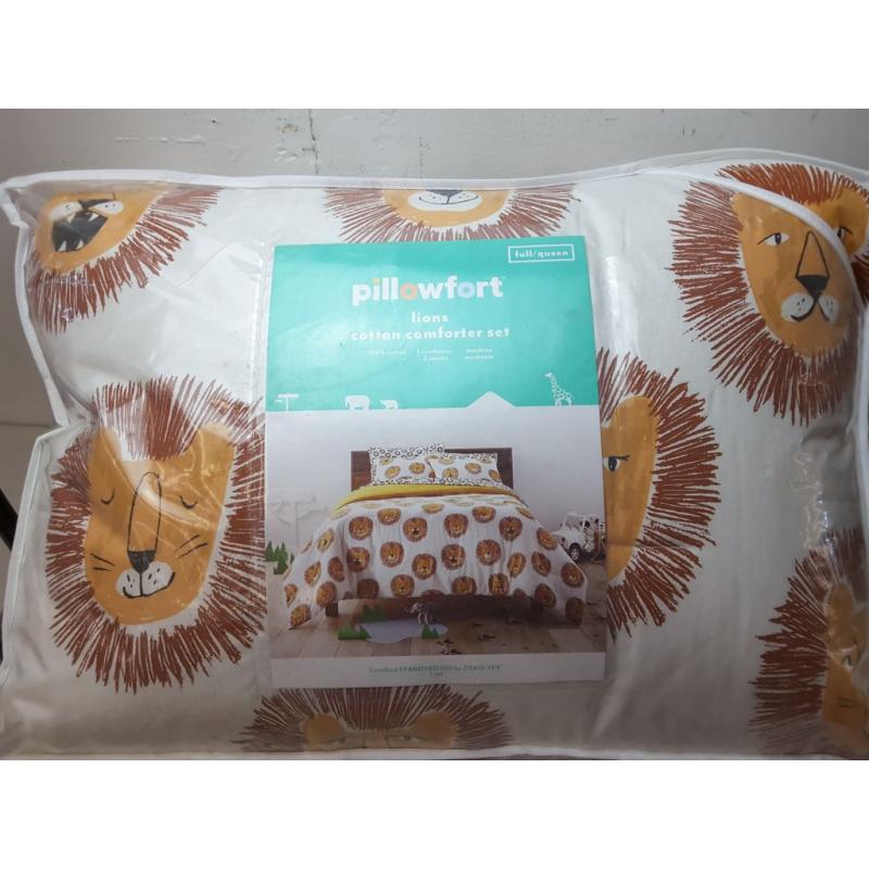 Full/Queen Lions Cotton Comforter Set Yellow - Pillowfort