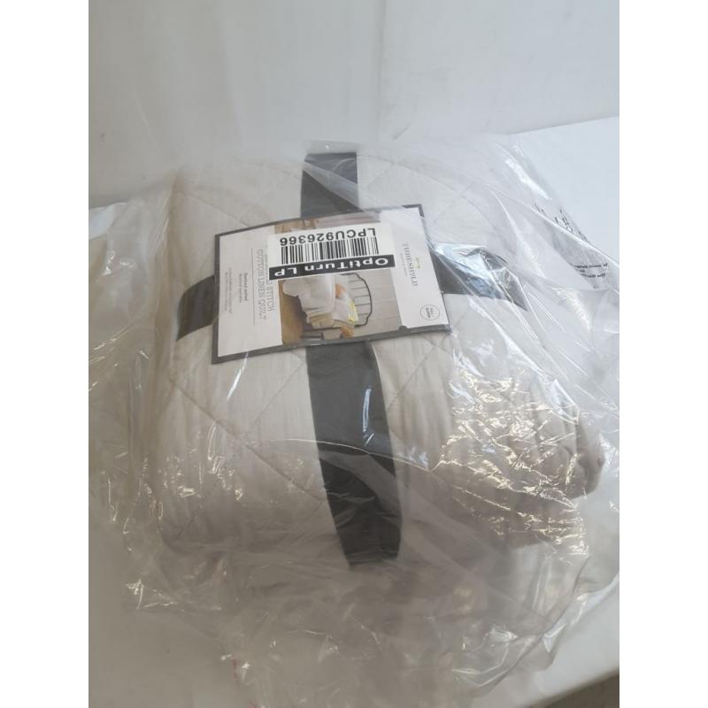 Full/Queen Diamond Stitch Cotton Linen Quilt Light Gray - Threshold