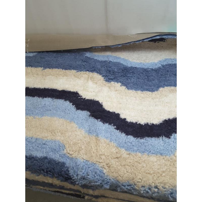 4'x6' Waves Area Rug Blue/Green - Pillowfort