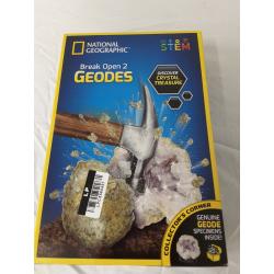 National Geographic Break Your Own Geode Kit