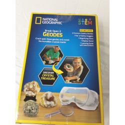 National Geographic Break Your Own Geode Kit