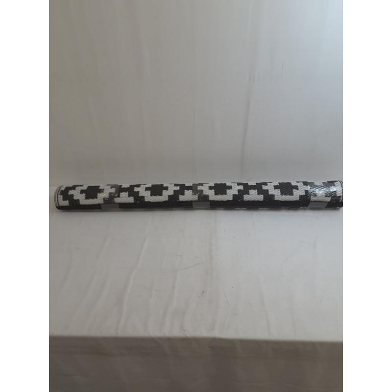 Patterned Mat Black And White