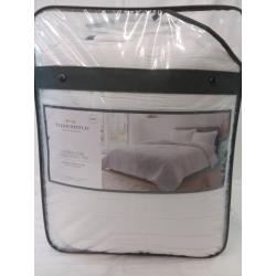 Threshold King Seersucker Comforter & Sham Set White