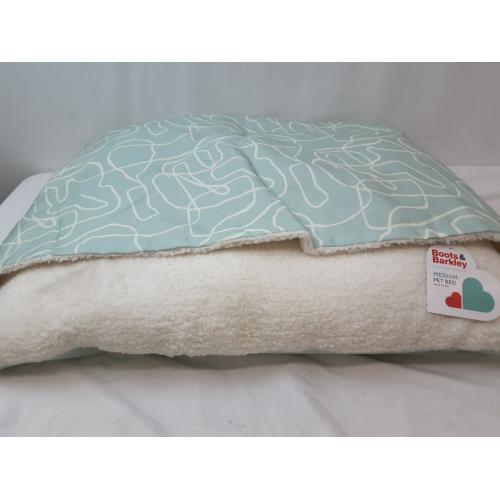 Hooded Pillow Dog Bed - M - Boots & Barkley