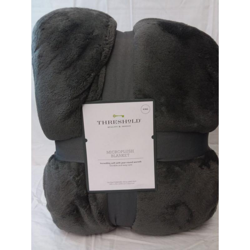 Threshold King Microplush Bed Blanket Hot Coffee
