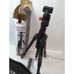 Professional DSIR/SLR Camera Tripod Black