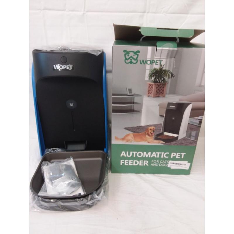 Automatic Smart Pet Feeder