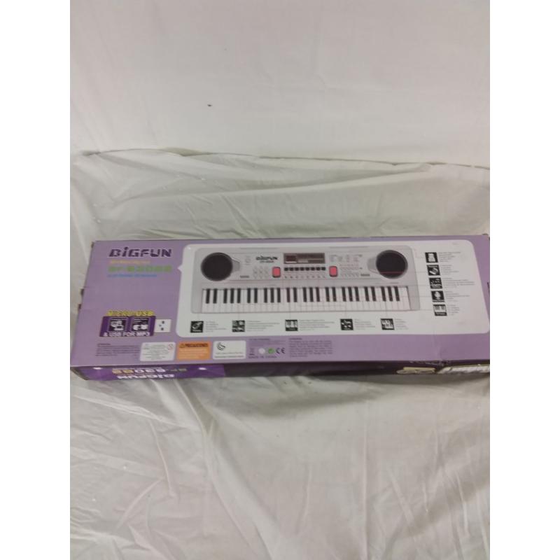BigFun BF-630B2 Electronic Keyboard