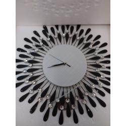 23.6 Metal and Crystal Wall Clock