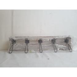 Wall Mounted Rustic Coat Hanger With 5 Hooks