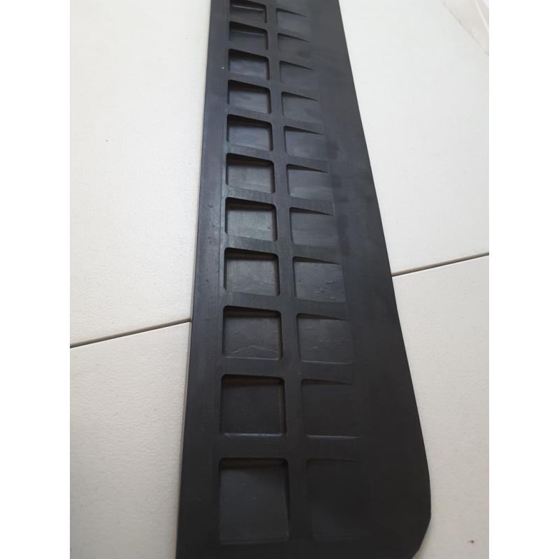 ScinoTec Solid Rubber Power Wedge Doorway 1 Rise 1Pk Black