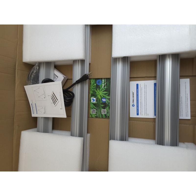 Phlizon LED Grow Light + Accessories