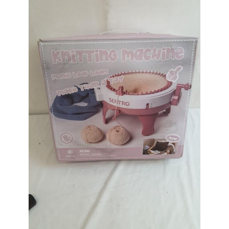 Knitting Machine