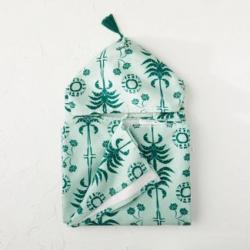 Palm Frond Print Adult Hooded Bath Towel with Tassel - Opalhouse