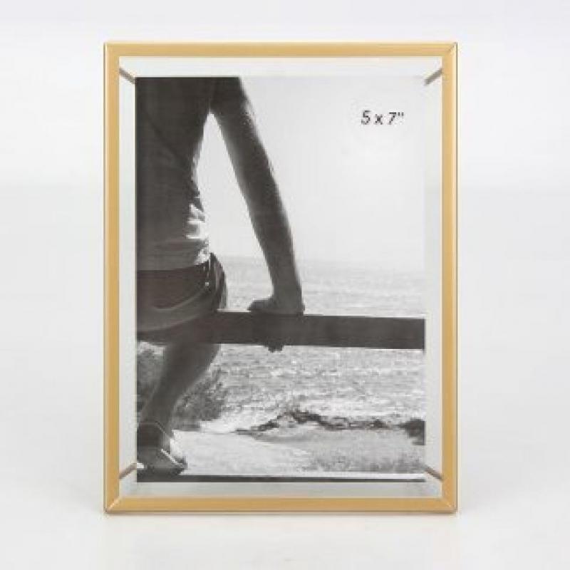 8.11x6.1 Frame with Symmetrical Wire Back Brass - Project 62