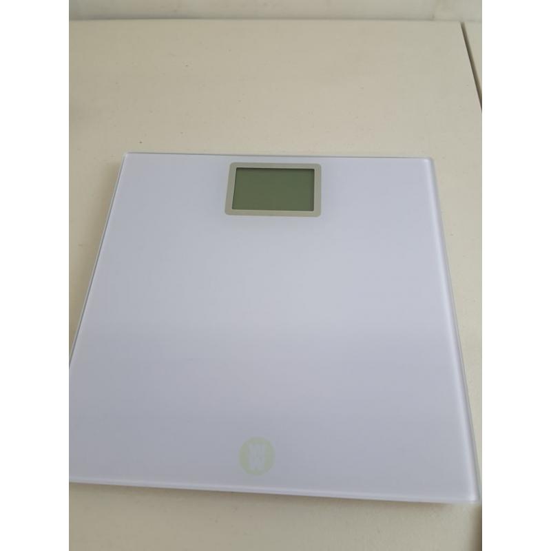 Super Large LCD Display with Backlight White - Weight Watchers