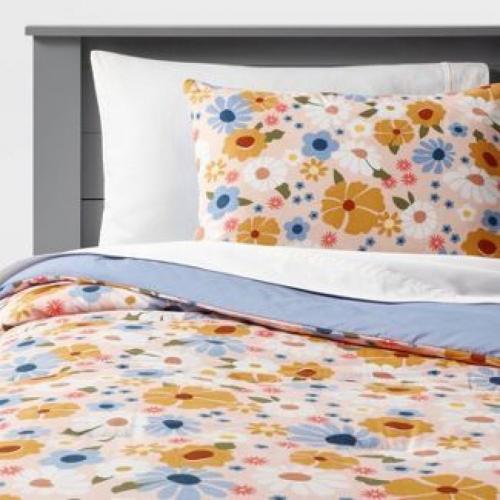 Full/Queen Vintage Floral Print Comforter Set - Pillowfort