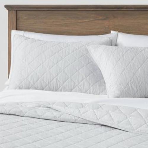 Full/Queen Diamond Stitch Cotton Linen Quilt Light Gray - Threshold