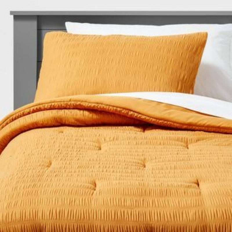 Full/Queen Seersucker Comforter Set Yellow - Pillowfort