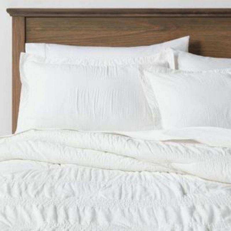 Threshold King Seersucker Comforter & Sham Set White