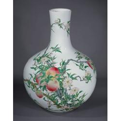 Chinese Style Peach Ceramic Art Vase With Nine Peaches
