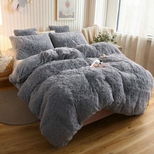Plush Shaggy King Duvet- Light Gray